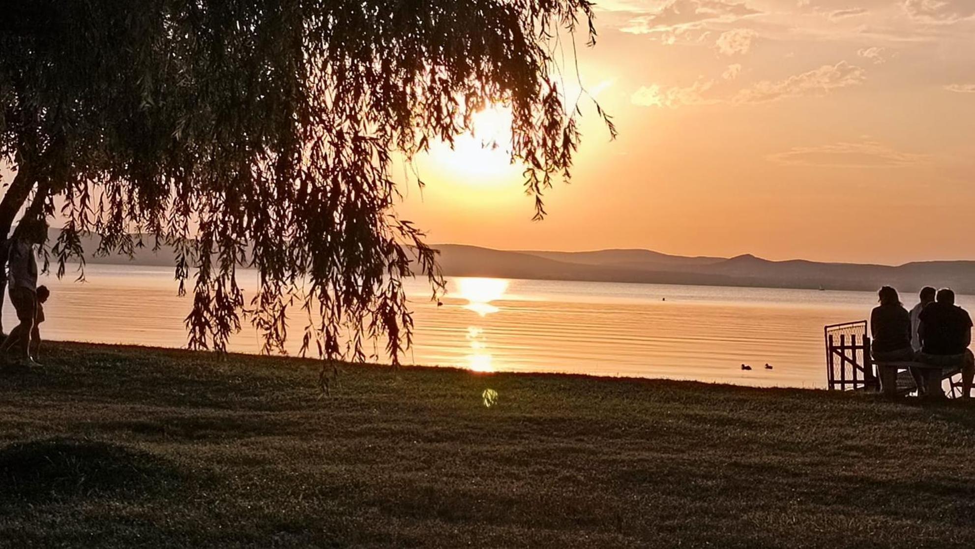 Traumlage Direkt Am See บาลาตอนเซเมช ภายนอก รูปภาพ